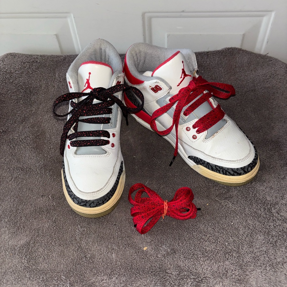 Nike Air Jordan 3 Retro Fire Red sneakers size 5.5 Youth